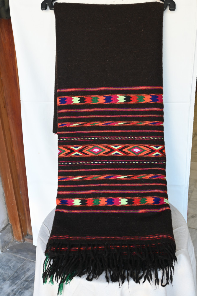 Sharree  shawl  hand woven gents