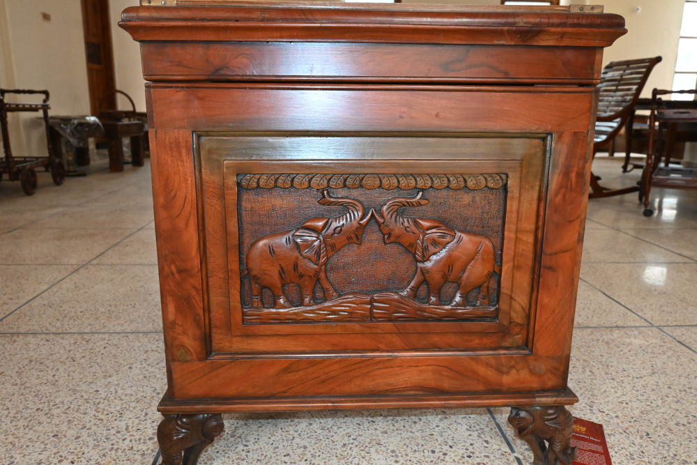 Wooden caption chest size 26x42 jungle design  shesham wood