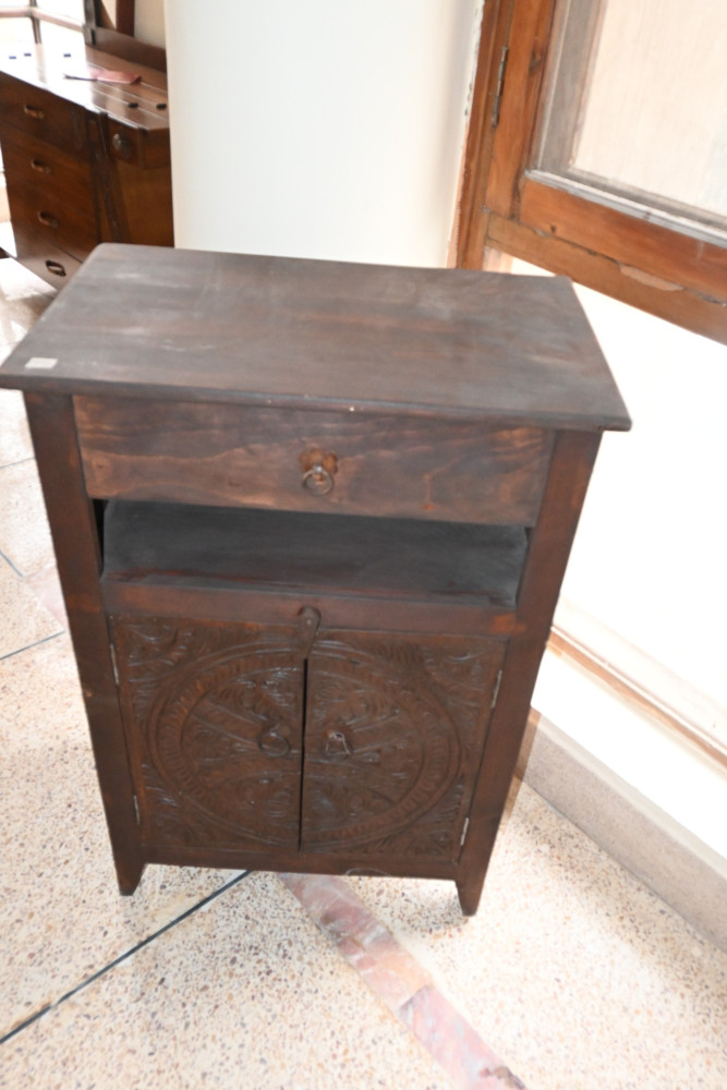 Wooden Chester carved seating anteeq