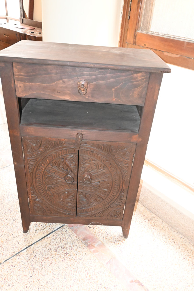 Wooden Chester carved seating anteeq