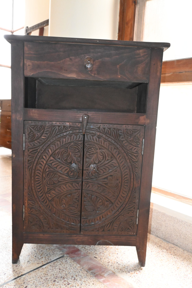 Wooden Chester carved seating anteeq