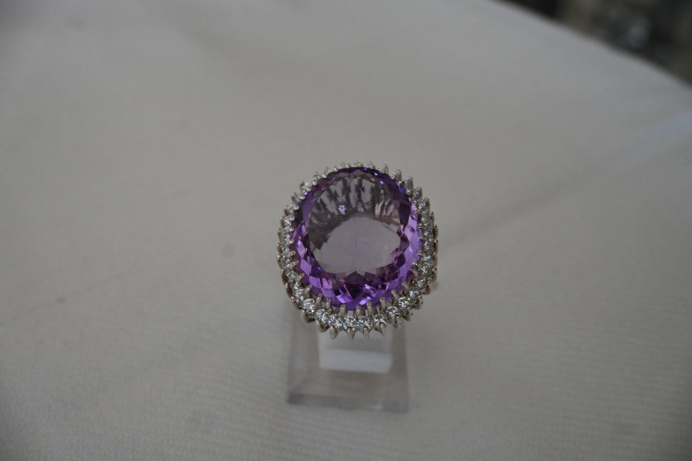 Silver Ring ladies Amithist stone