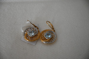 Etal ear ring with zarkun stone