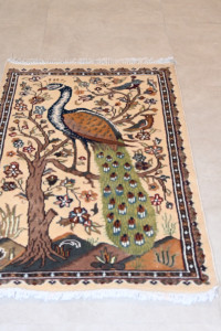 Hand knotted  Carpet wall hanging  size 3x5 feet 100% woolen