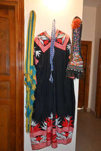 Kelash dress with cap/ belt complete