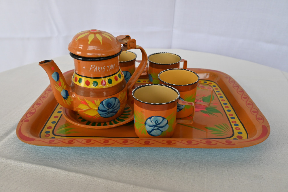 Truck Art tea set
