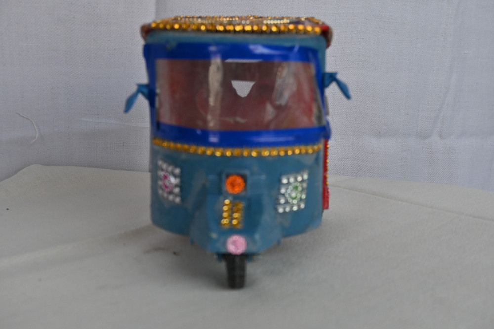 Raksha wooden truck Art