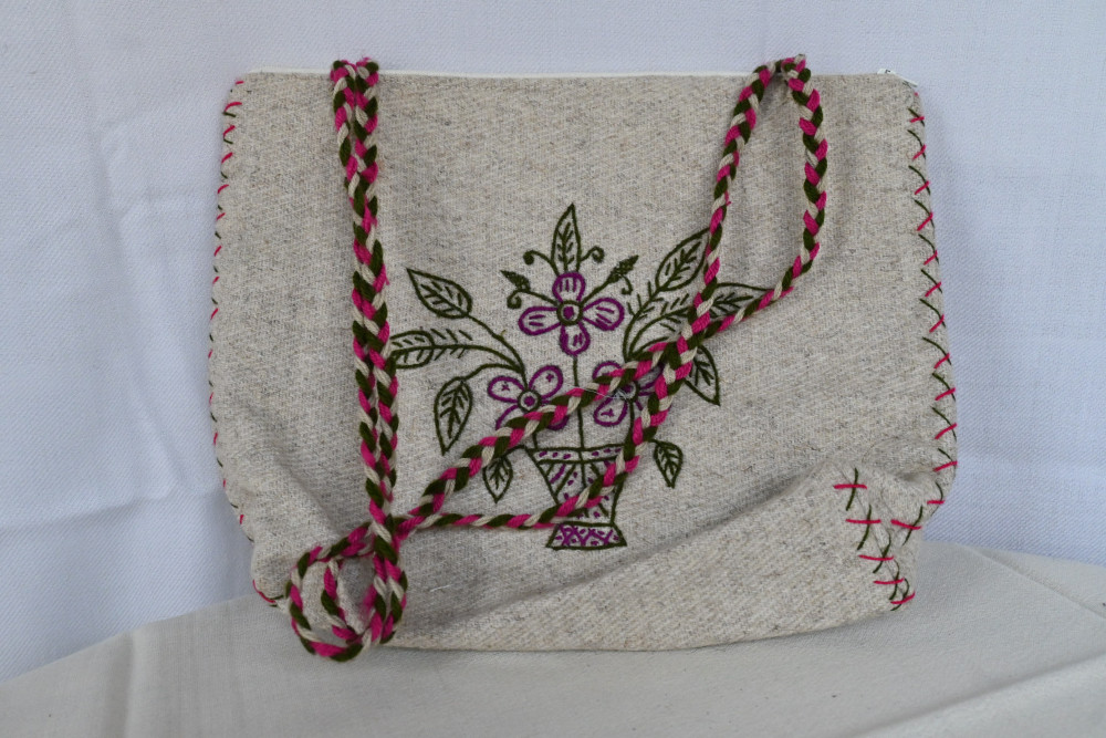 Shoulder bag chitrali