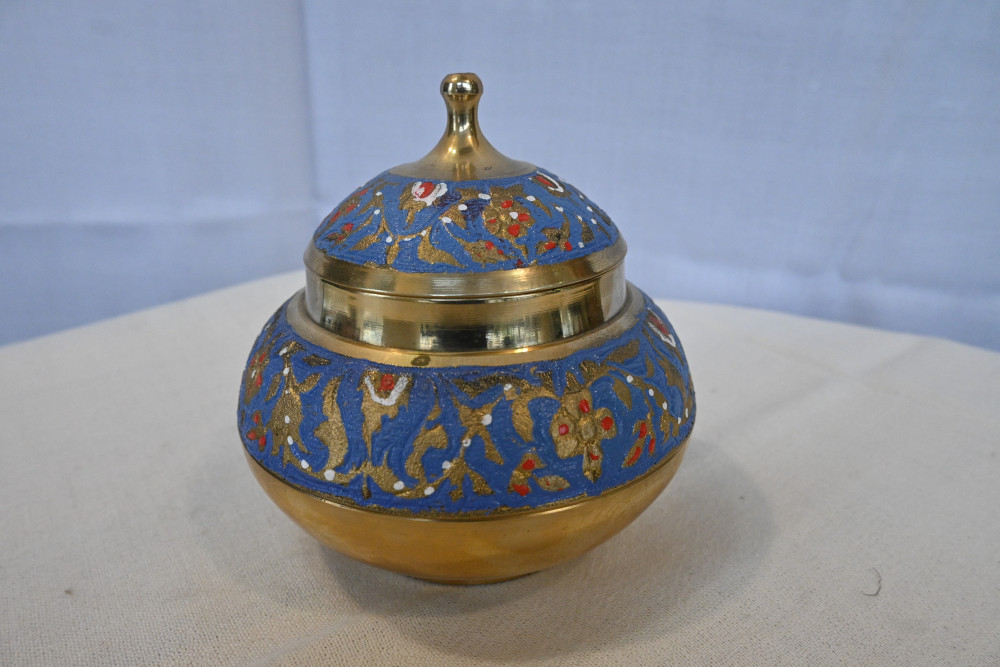 Brass powder box size 4"