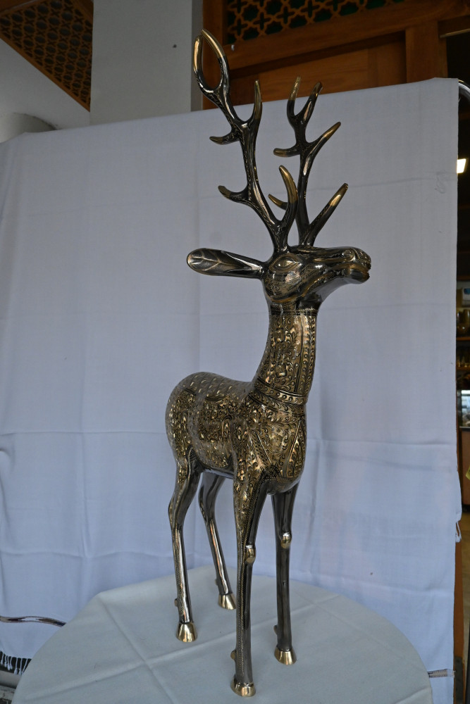 Brass Bara Singa 2 pieces  set size  20 x 38"