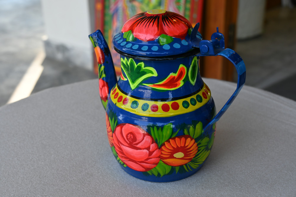 Truck Art Tea Kettle