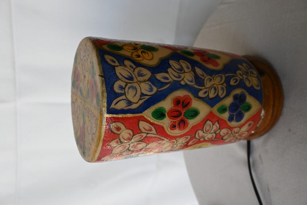 Cylindrical Lamp with Camel SKin